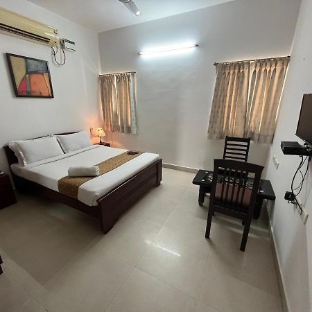 Avuraa Hospitality India Hotel Chennai Exterior photo