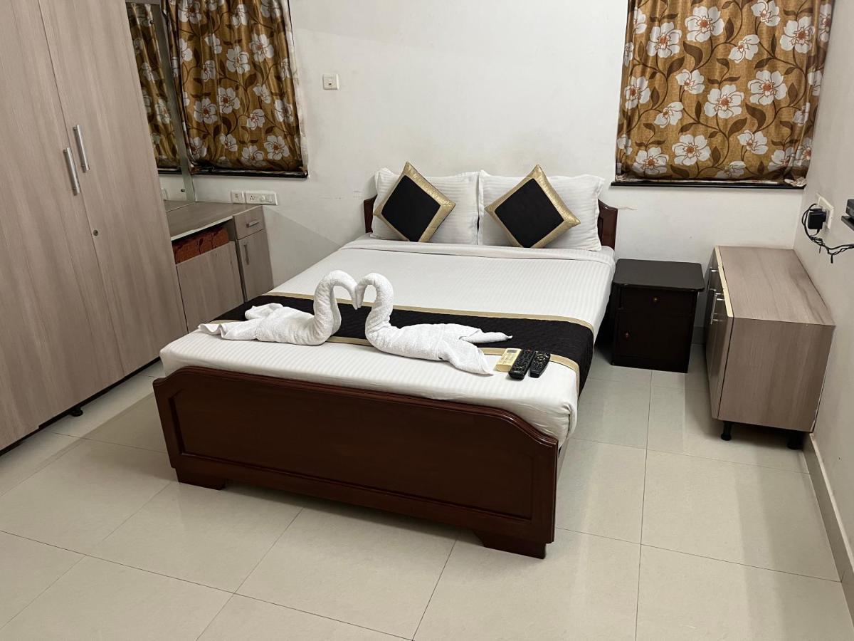 Avuraa Hospitality India Hotel Chennai Exterior photo